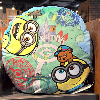MINIONS TRAVELクッション
