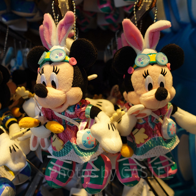 ミニー　ぬいぐるみバッジ（イースター）