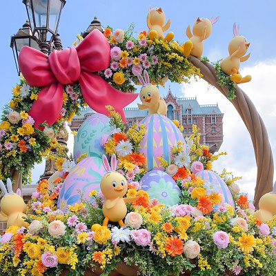 ミニーの名言⑧：「ここはとってもロマンチックな街ね！見て、恋人達があんなに楽しそうに素敵な時間を過ごしているわ！なんて綺麗なの！」