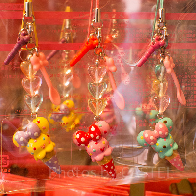 ミニーソフトクリームストラップ