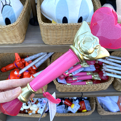 ミニーの光るハート型スティック