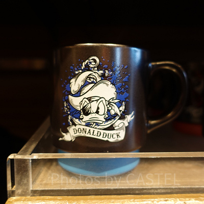 マグカップ（ドナルドダックパイレーツデザイン）