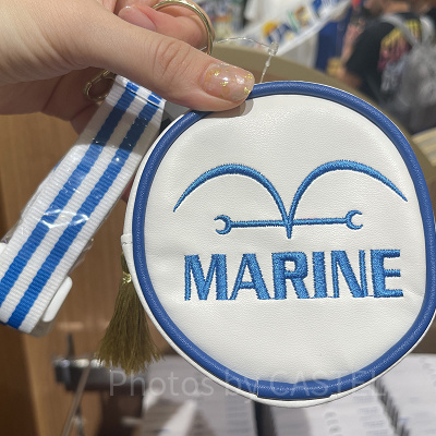 海軍ポーチ（USJワンピースグッズ）