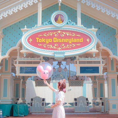 ディズニーランドの新エントランスが感染