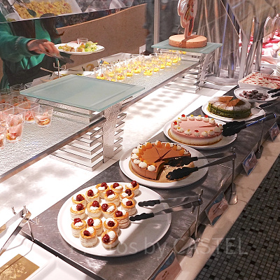 オチェーアノのブッフェはデザートも豊富！