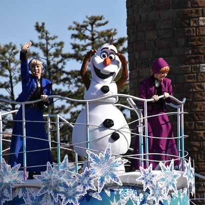 ラブリーでみんなにやさしいオラフ♪