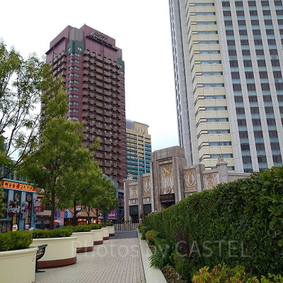 オリエンタルホテルユニバーサルシティ（中央奥）