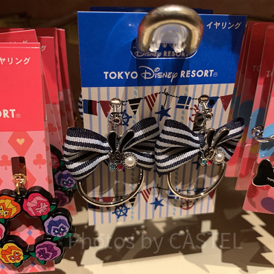 オズワルドのリボン型イヤリング