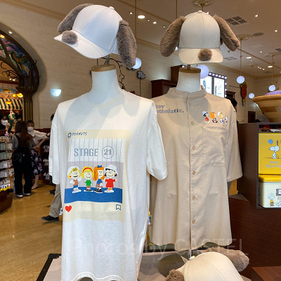 ピーナッツコーナーストア：店内のディスプレイ