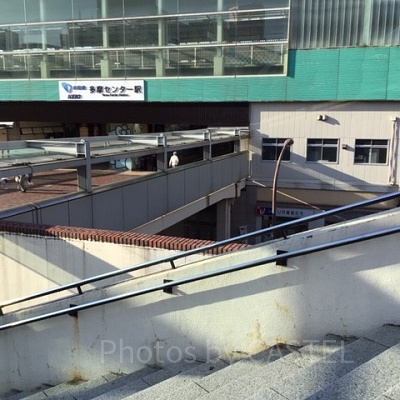 ペデストリアンデッキ　スロープ