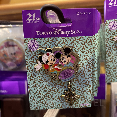 ピンバッジ ディズニーシー21周年グッズ