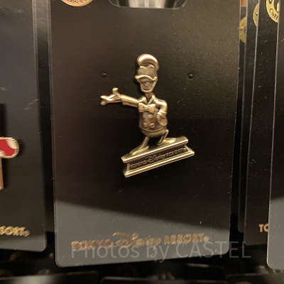 ピンバッジ（ドナルドダック）