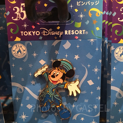 ピンバッジ（ミッキー）