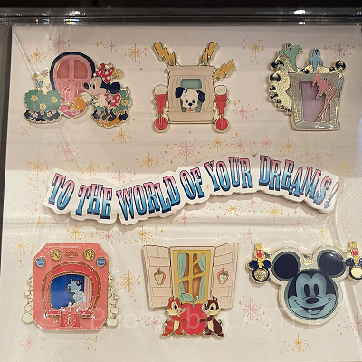 ピンバッジセット（ディズニー窓&ドアグッズ）