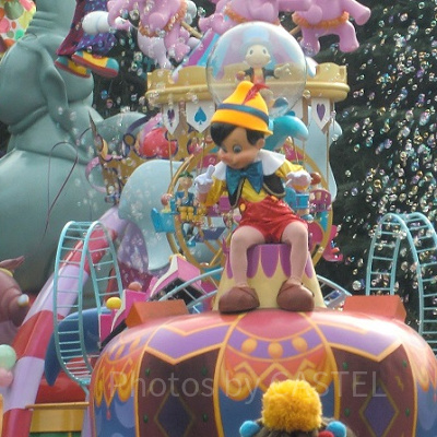 ピノキオのフロート