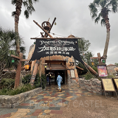 上海ディズニー　カリブの海賊　チップ　デール　アクアマン　タツノオトシゴ　エイ 上海ディズニー】カリブの海賊：バトル・フォー・サンケン