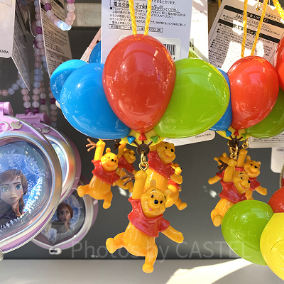 プーさんの光るペンダント（光るおもちゃ）