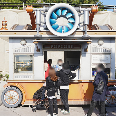 アクアトピア横のポップコーンワゴン