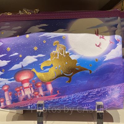 【Loungefly】ディズニー ミッキー＆ミニー ブラック 化粧ポーチ 楽天市場】【あす楽】ディズニー ラマになった王様 ポーチ ペン