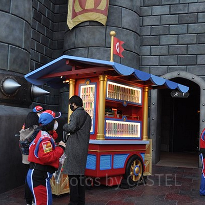 クッパ城前のパワーアップバンド販売カート