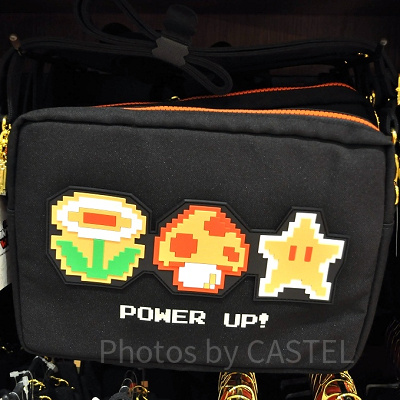 パワーアップアイテムのショルダーバッグ