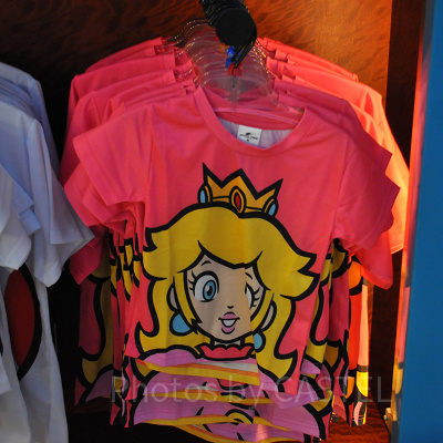 ピーチ姫のTシャツ