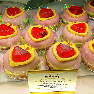 プリズムハートコンパクトのケーキ ～ピーチ＆ストロベリー～