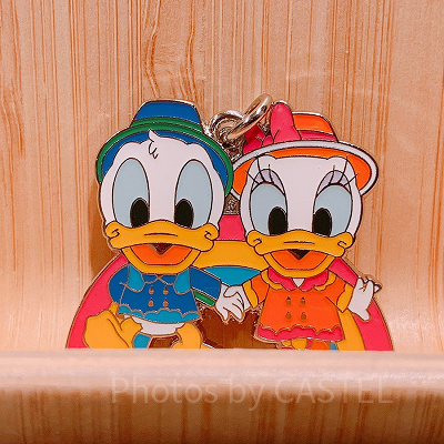 雨の日限定のピンバッジ