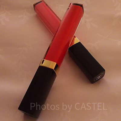 仮装のドレスに負けないしっかりメイクには赤い口紅