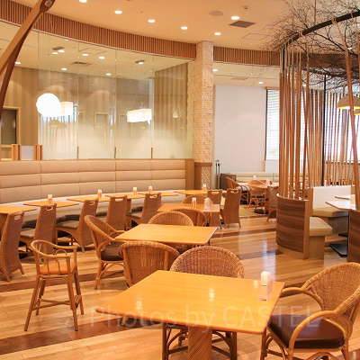 レストラン「オアシス」