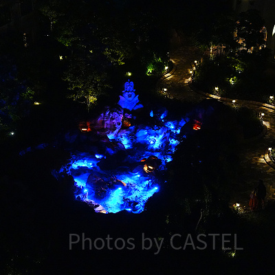 夜のローズコート