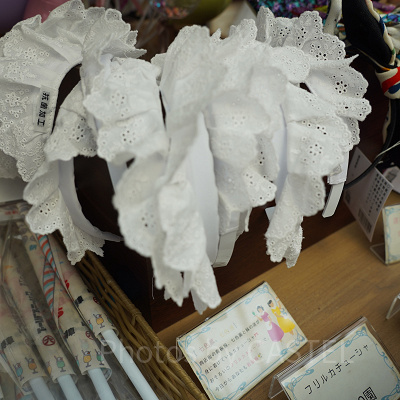 フリルカチューシャ