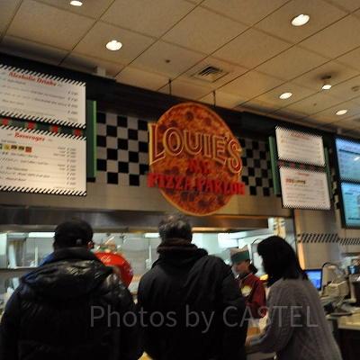 USJのルイズN.Y.ピザパーラー店内