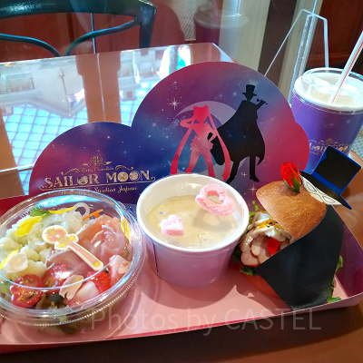 セーラームーン＆タキシード仮面のカフェプレート