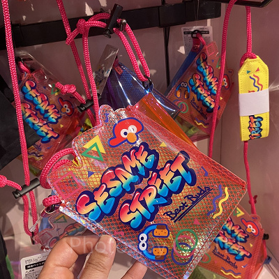 セサミストリートのボトルホルダー