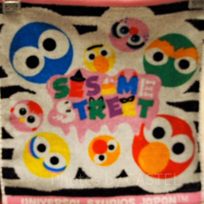 セサミストリートハンドタオル