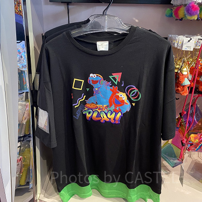 セサミストリートのTシャツ
