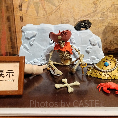 上海ディズニーカリブの海賊グッズ：呪われた海賊フィギュア