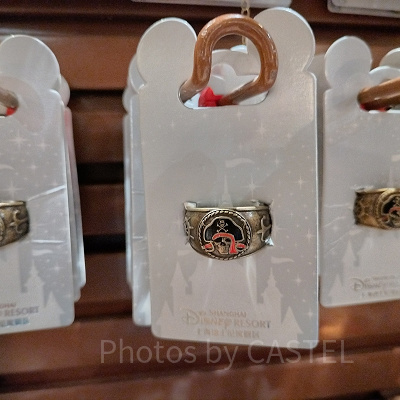 上海ディズニーカリブの海賊グッズ：海賊デザインのリング