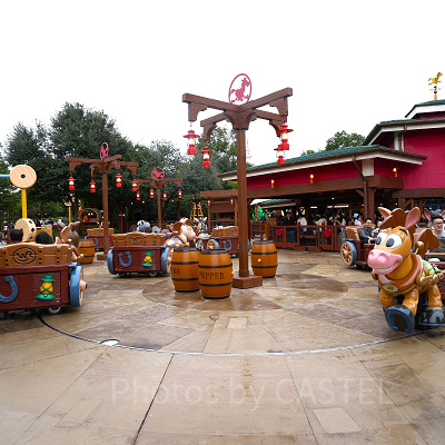 上海ディズニー：ウッディのラウンドアップ