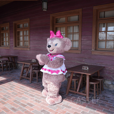 シェリーメイは屋根の下に登場！