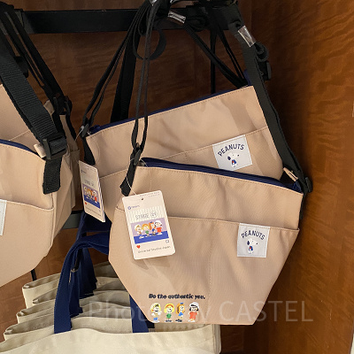 ショルダーバッグ