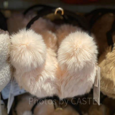 横からみた耳あて（ピンク）