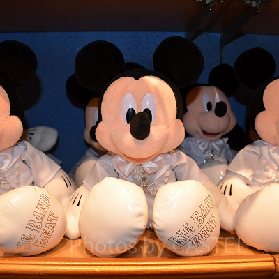 おすわりぬいぐるみ（ミッキー）