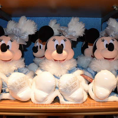 おすわりぬいぐるみ（ミニー）