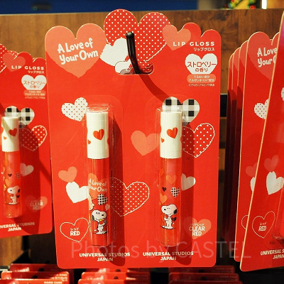 スヌーピー「A Love of Your Own」リップグロス（ストロベリーの香り）