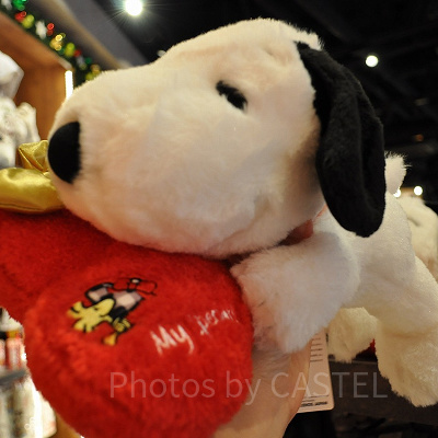 スヌーピー「A Love of Your Own」スヌーピーのぬいぐるみ（ゴールドリボン×ハート）