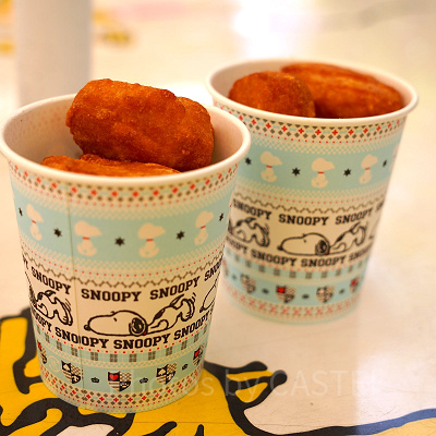 スヌーピー・バックロット・カフェ：チキンナゲット