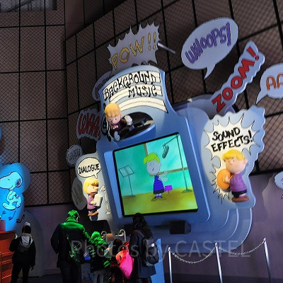 スヌーピースタジオ内のスヌーピーキャラクターのプレイコーナー