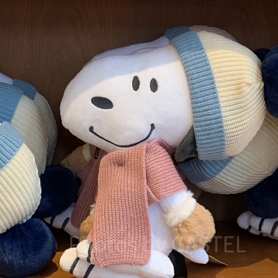 スヌーピークッション（USJクリスマスグッズ2023）